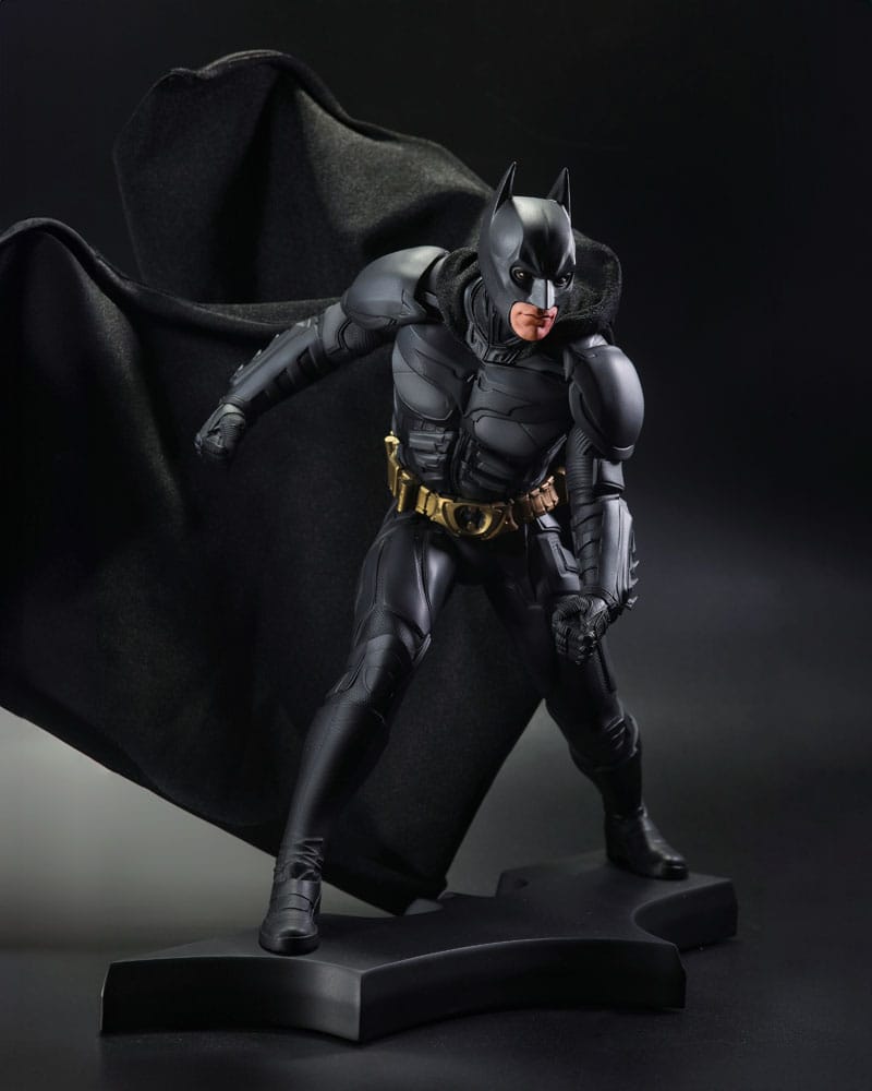DC Direct  Statue DC Movie Statues Batman (The Dark Knight) 24 cm